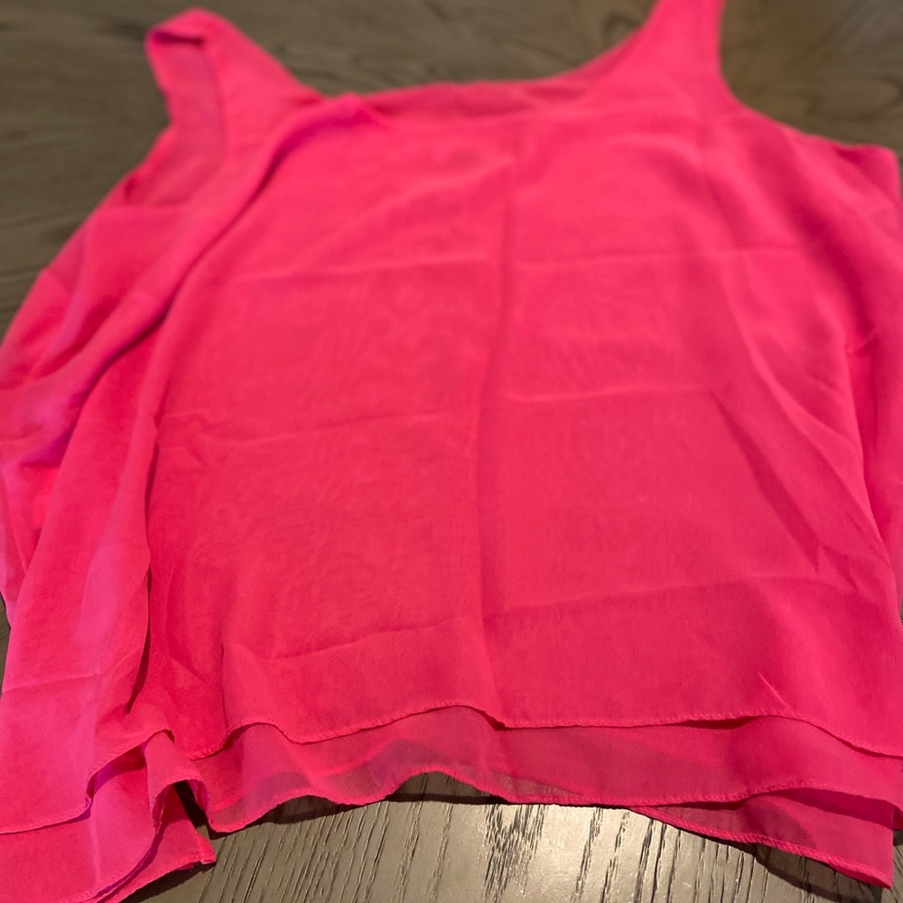 Pink tank top